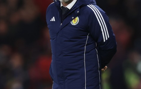 皇冠体育官网-关于兰斯中场球员因伤无缘下场比赛，备受遗憾的信息