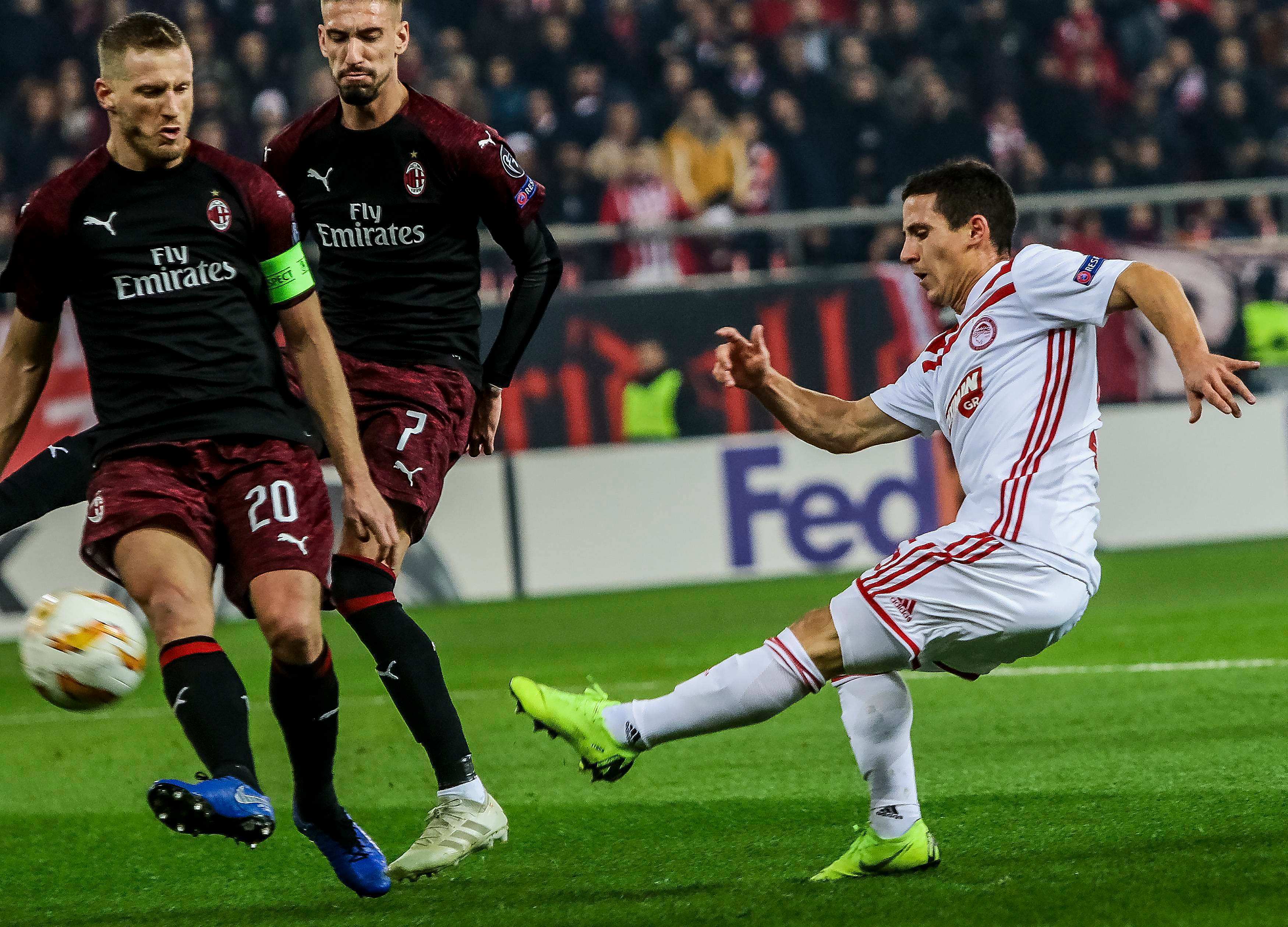 罗伯森梅开二度，利物浦队主场轻松取胜(加里森敢死队第26集国语版)