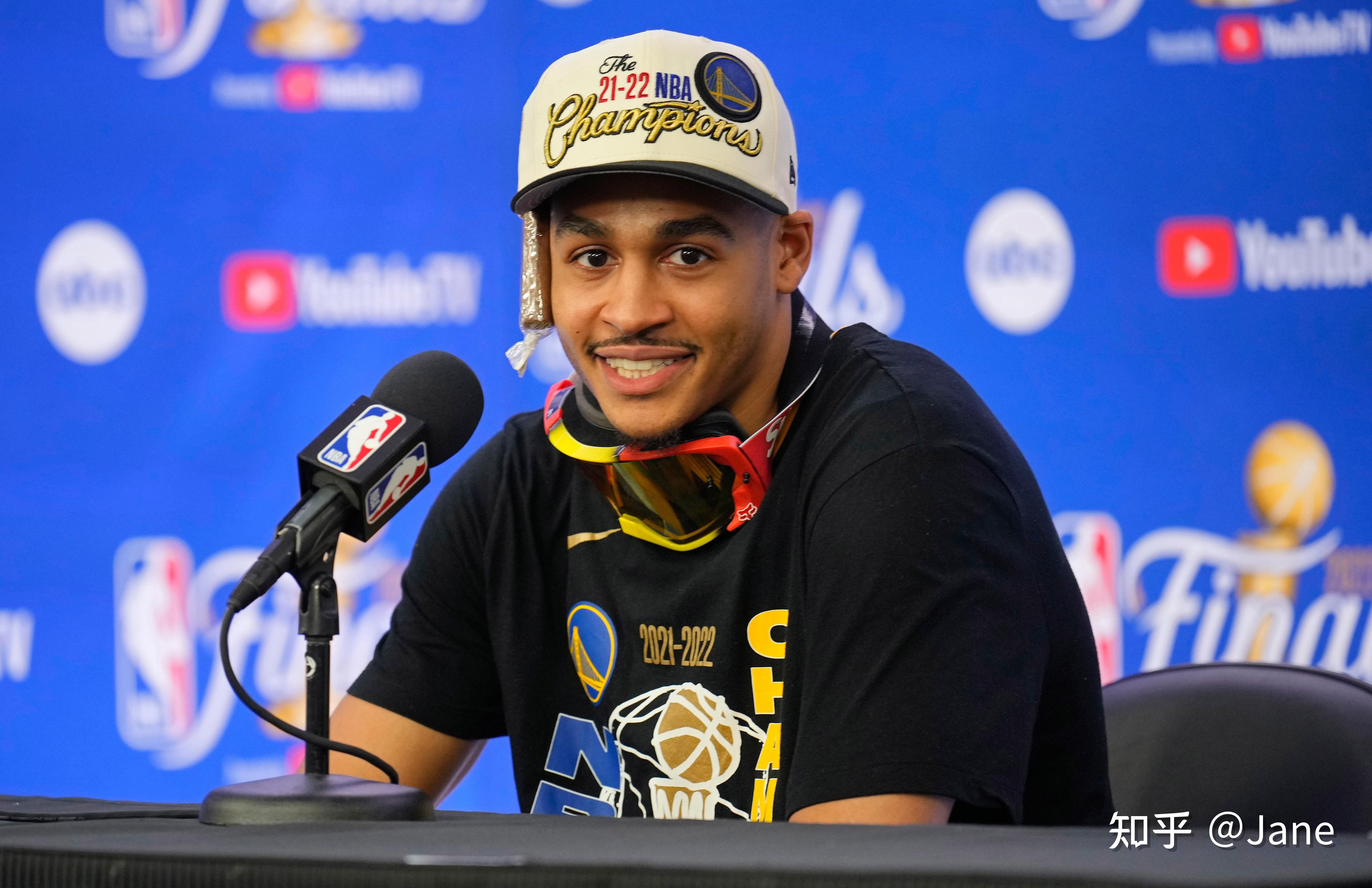 猛龙战胜黄蜂，卫冕冠军连胜达四场(nba卫冕冠军被横扫)